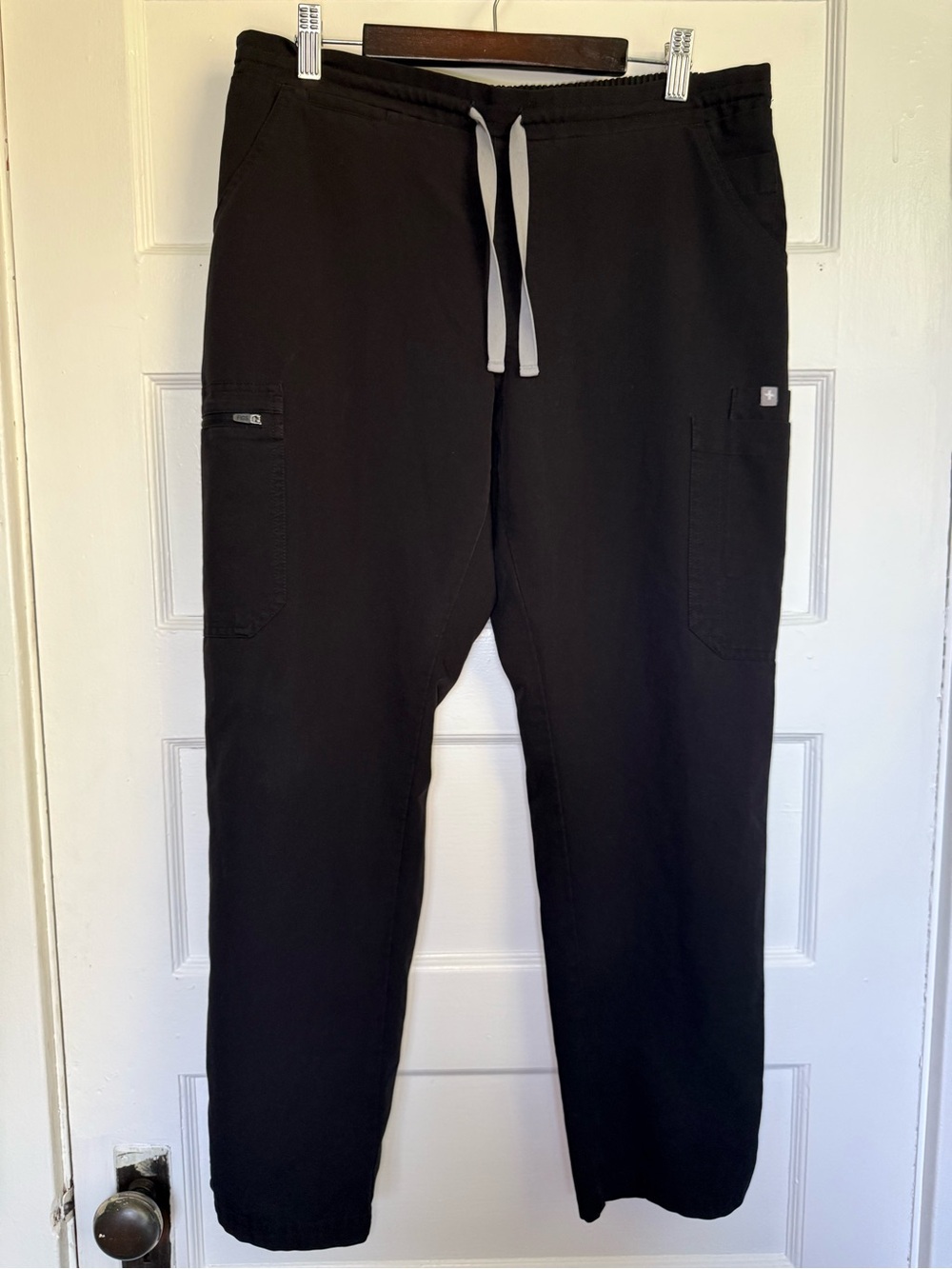 FIGS Technical Black Yola Skinny Cargo Medical Scrub Pants High Rise Slim Fit M
